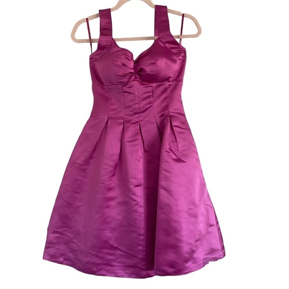 Moda International Pink 100% Silk Party Dress Halter Barbie Fit & Flare Size 2 - Picture 17 of 17